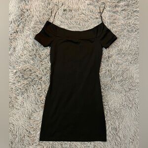 NWT Zara Womens Boat-Neck Off-Shoulder Mini Dress in black color